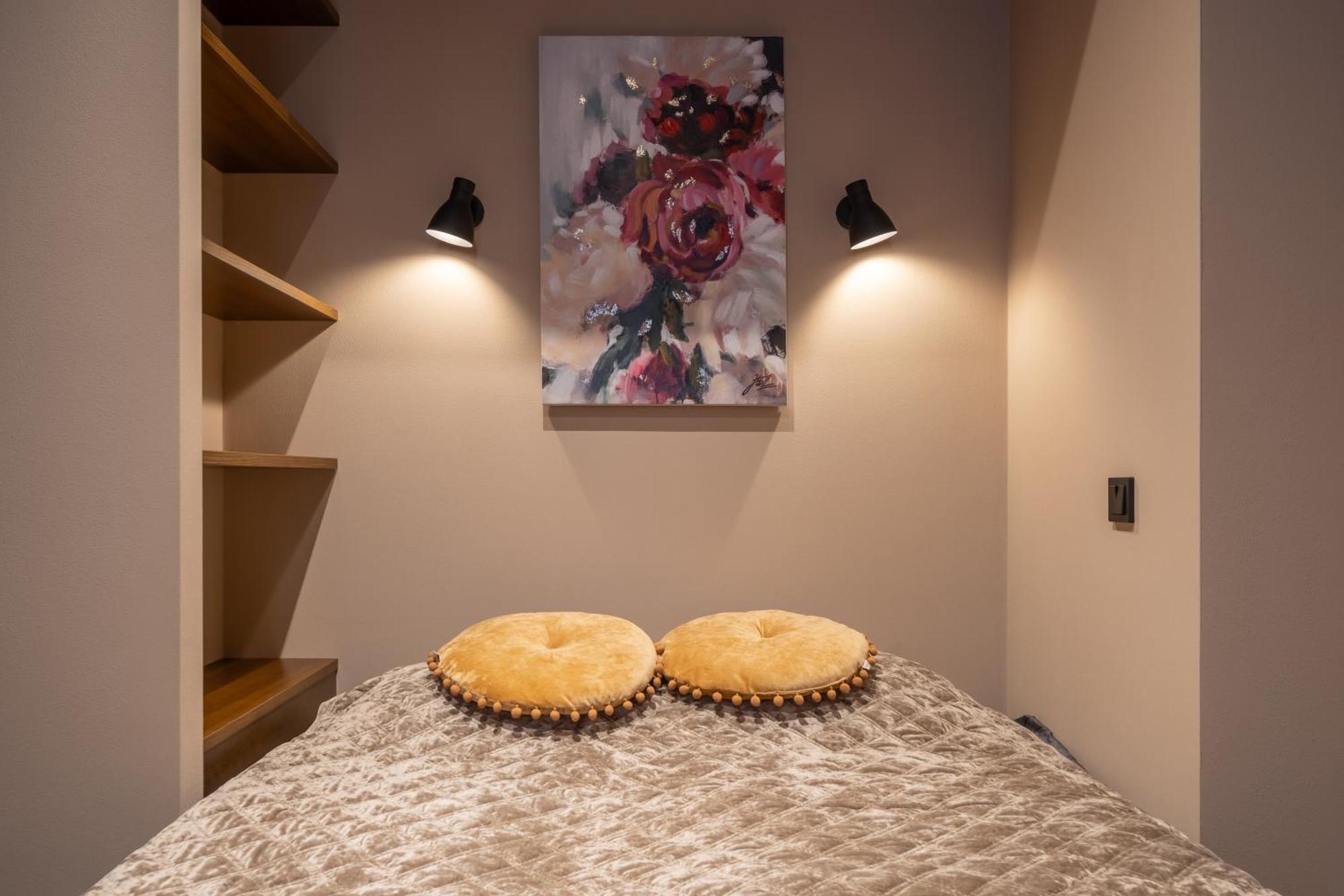 Stylish Old Town Apartment On Mucenieku Street Riga Luaran gambar