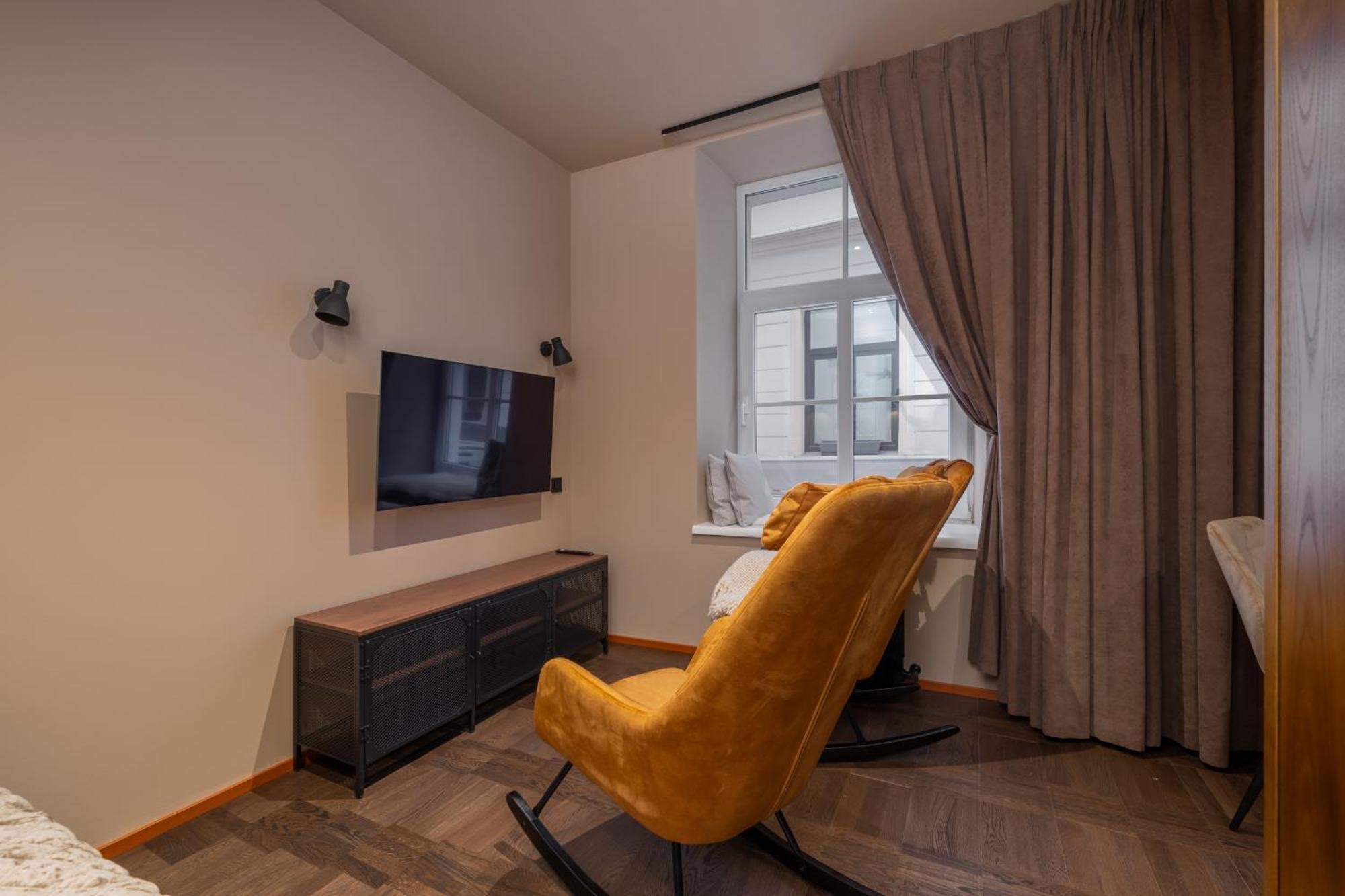 Stylish Old Town Apartment On Mucenieku Street Riga Luaran gambar
